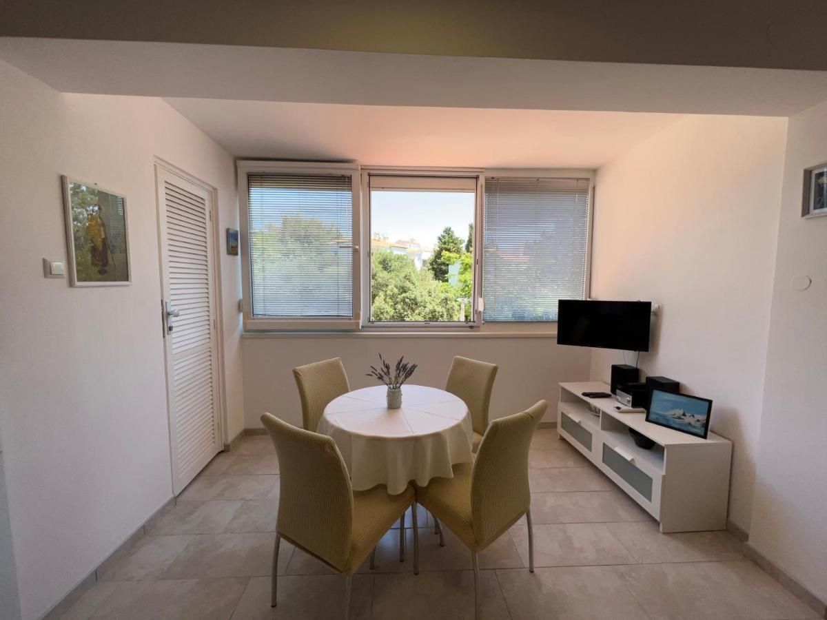 Apartman Fabula Gajac ภายนอก รูปภาพ